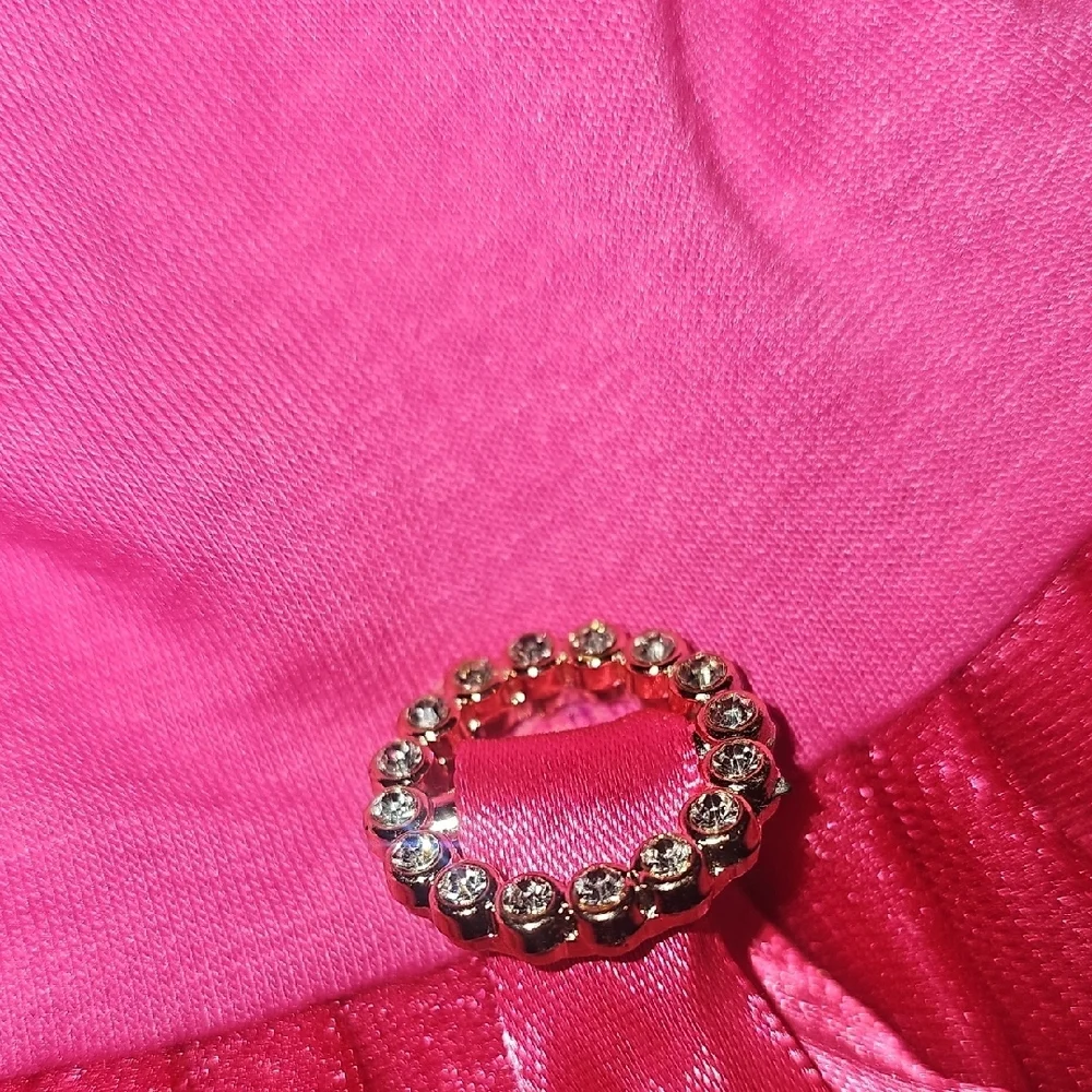 N/A adorable pink